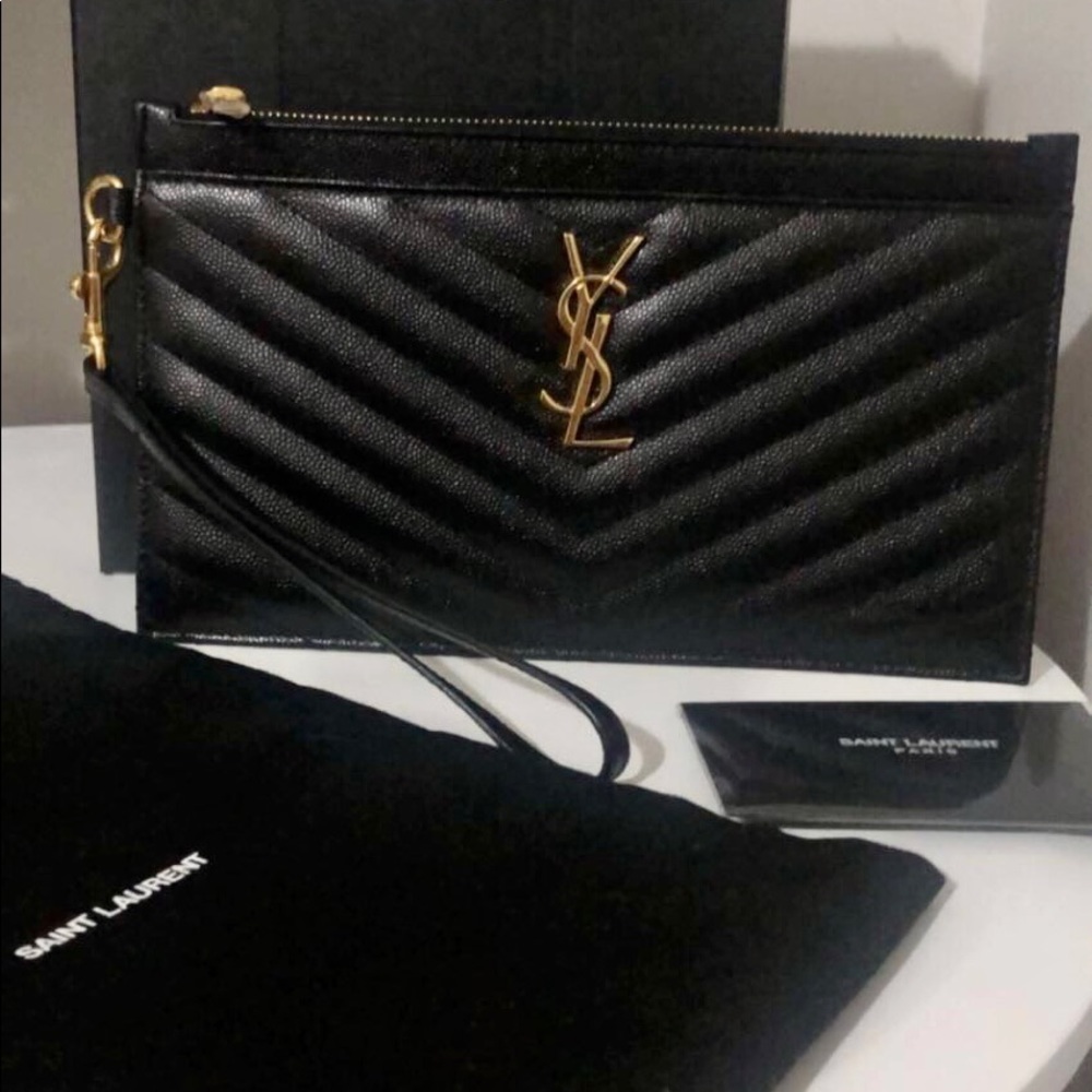 ❣️SOLD❣️Saint Laurent bill pouch